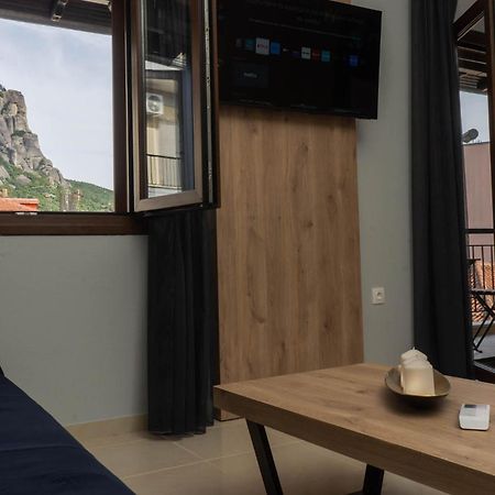 Oriente Suite Apartment Калампака Екстериор снимка