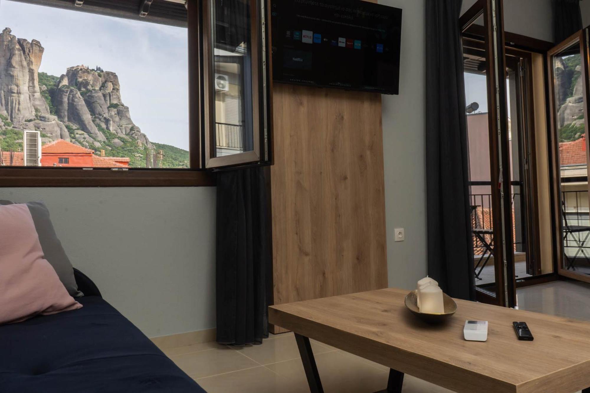 Oriente Suite Apartment Калампака Екстериор снимка