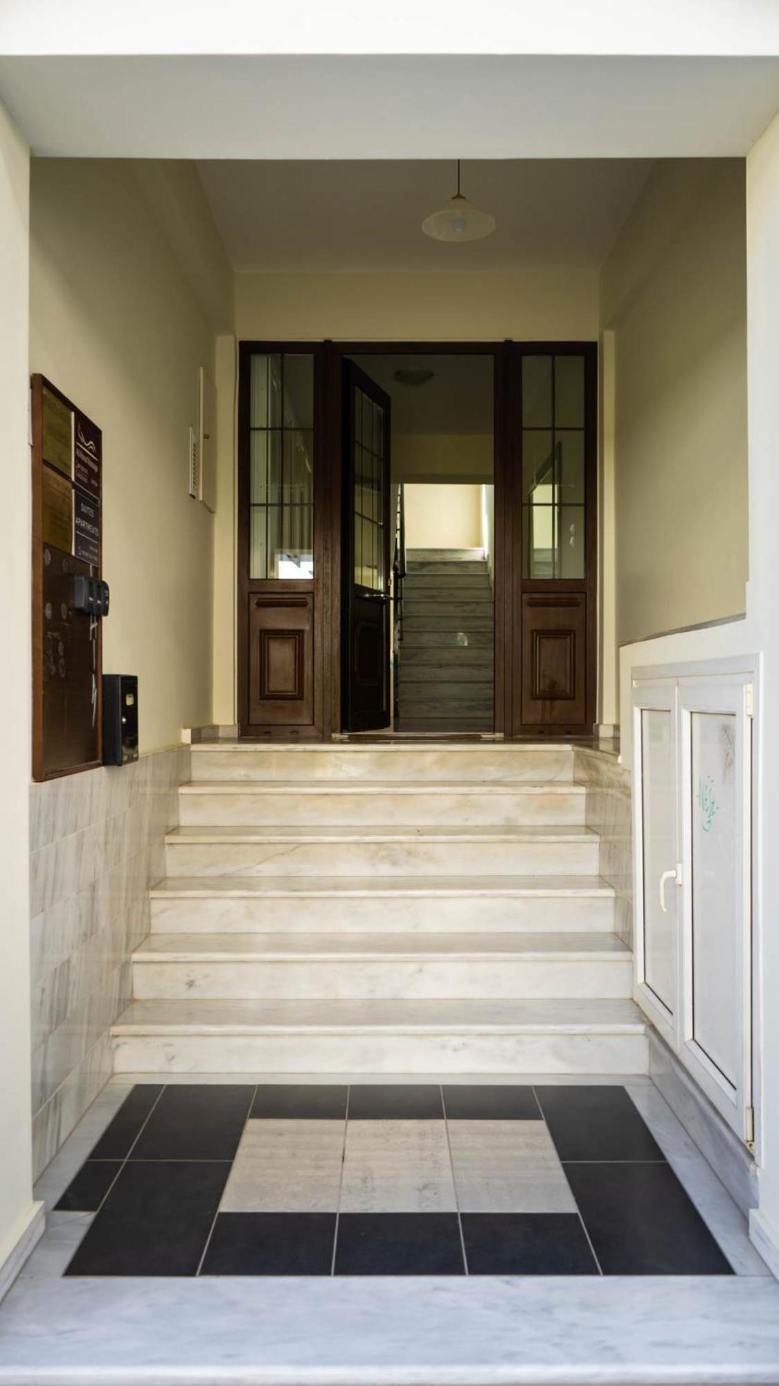 Oriente Suite Apartment Калампака Екстериор снимка